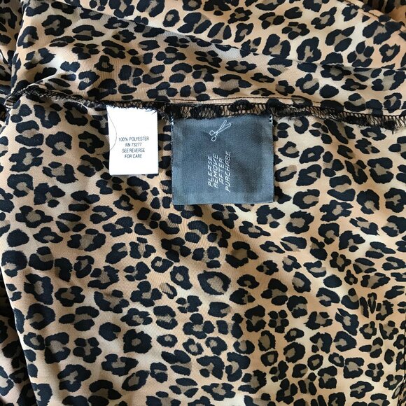 DANA BUCHMAN Leopard print blouse, long sleeves, size 0X. - Picture 6 of 6